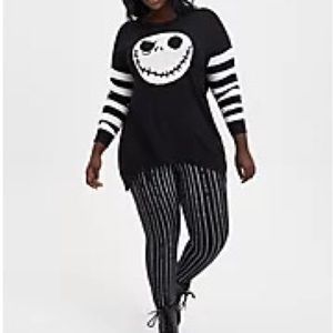 THE NIGHTMARE BEFORE CHRISTMAS CROSSBACK SWEATER - JACK SKELLINGTON BLACK